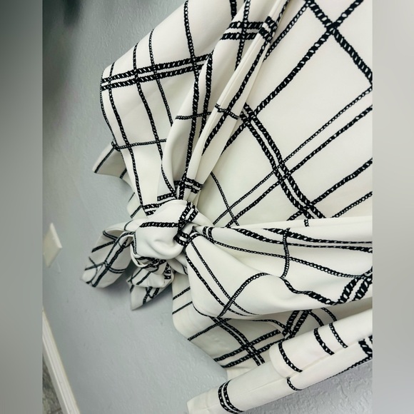 C/MEO Stay Ready Dress in Ivory Rope Tie Front Mini Sleeveless Dress Size Small - Picture 5 of 8